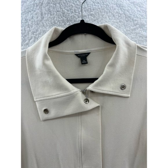 Ann Taylor Womens Jacket Coat Beige Zip Up Stretch Mock Neck Pockets M - Picture 3 of 9